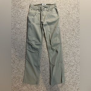 Mountain Khaki Pants